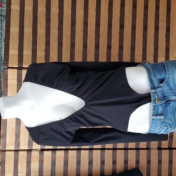 NWT!! Victoria Sport body suit - Picture 1 of 6